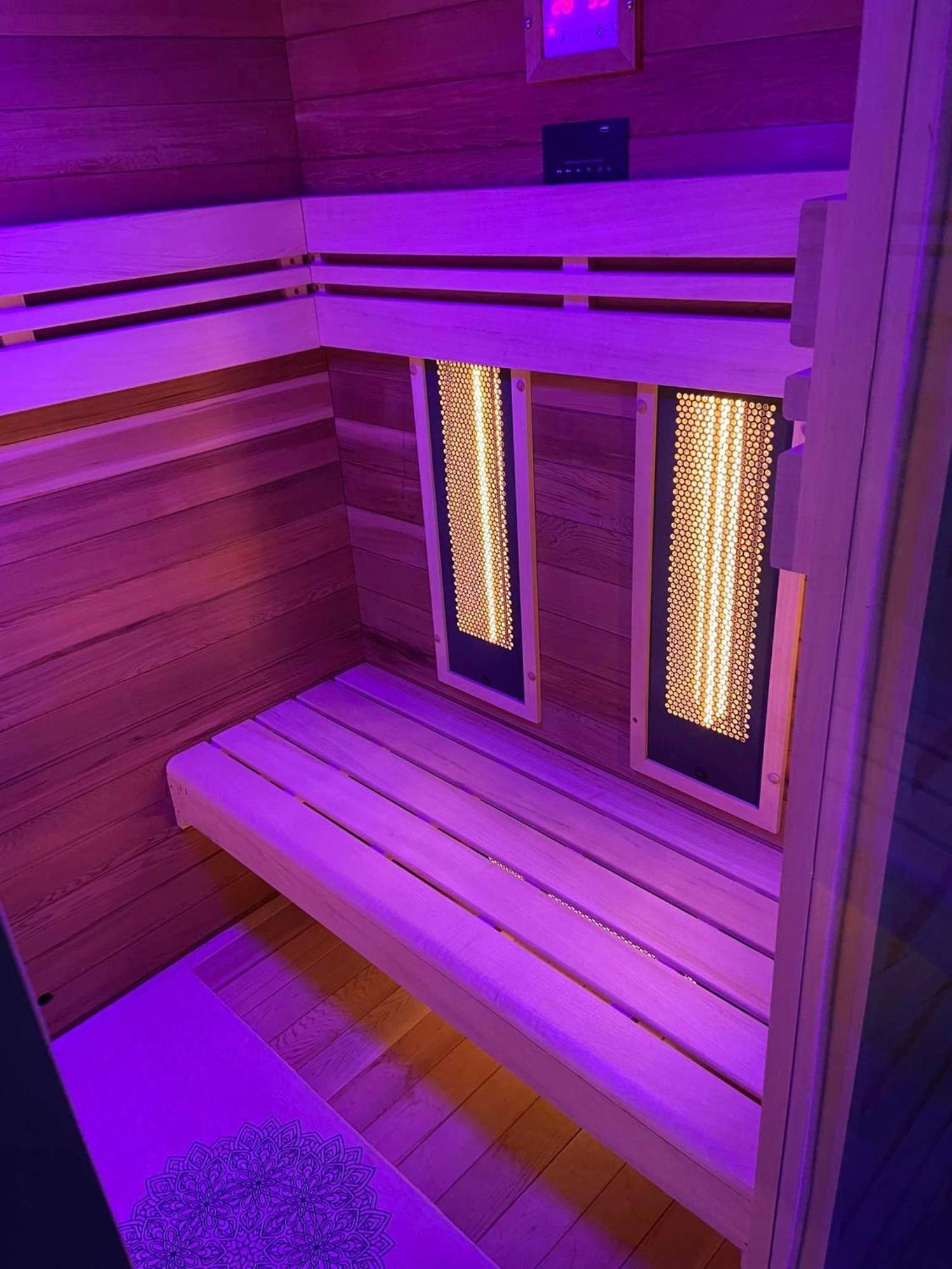 Gite A La Ferme Avec Jacuzzi Et Sauna Villefloure 외부 사진